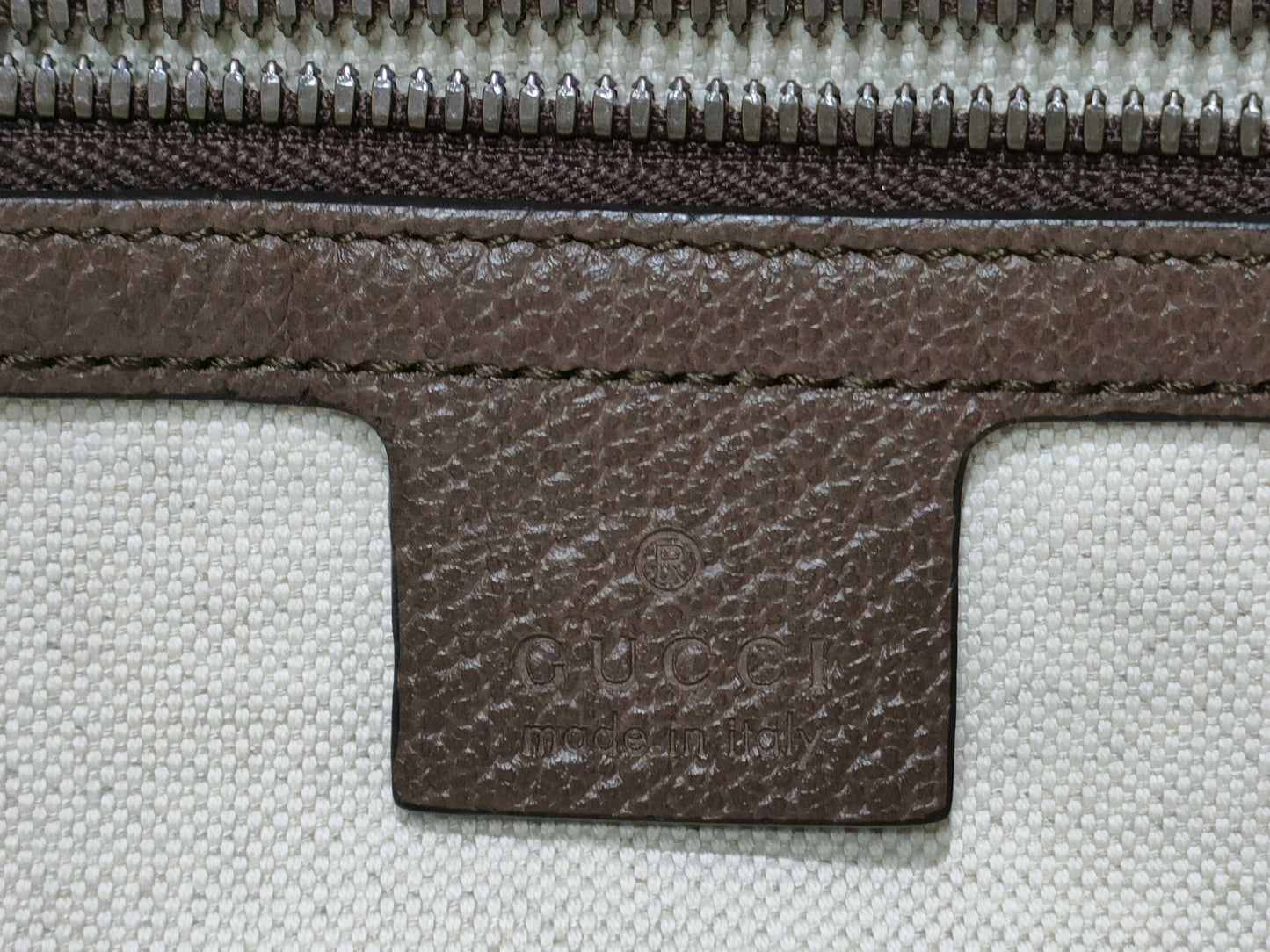 GUCCI GG Supreme Gucci Ophidia Medium Shoulder Bag