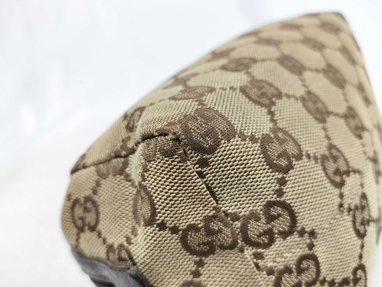 GUCCI GG Canvas Gucci GG Pouch 29595 Pouch