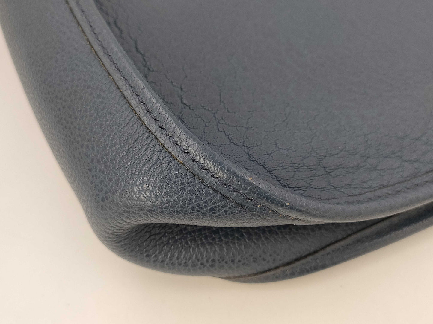 HERMES Evelyn Taurillon Clemence Shoulder Bag