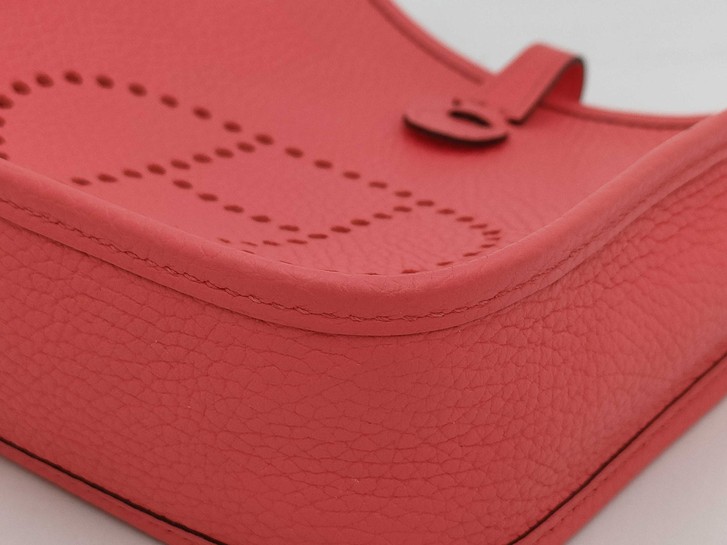HERMES Evelyn TPM Amazon Rose Texas Taurillon Clemence Leather Shoulder Bag with Silver Hardware and B Stamp