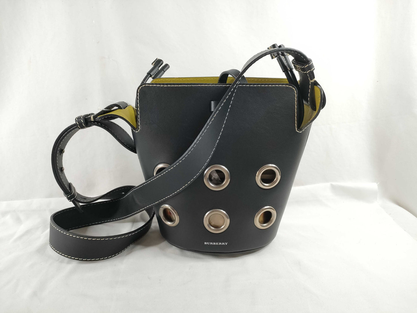 BURBERRY Leather Nova Check Shoulder Bag