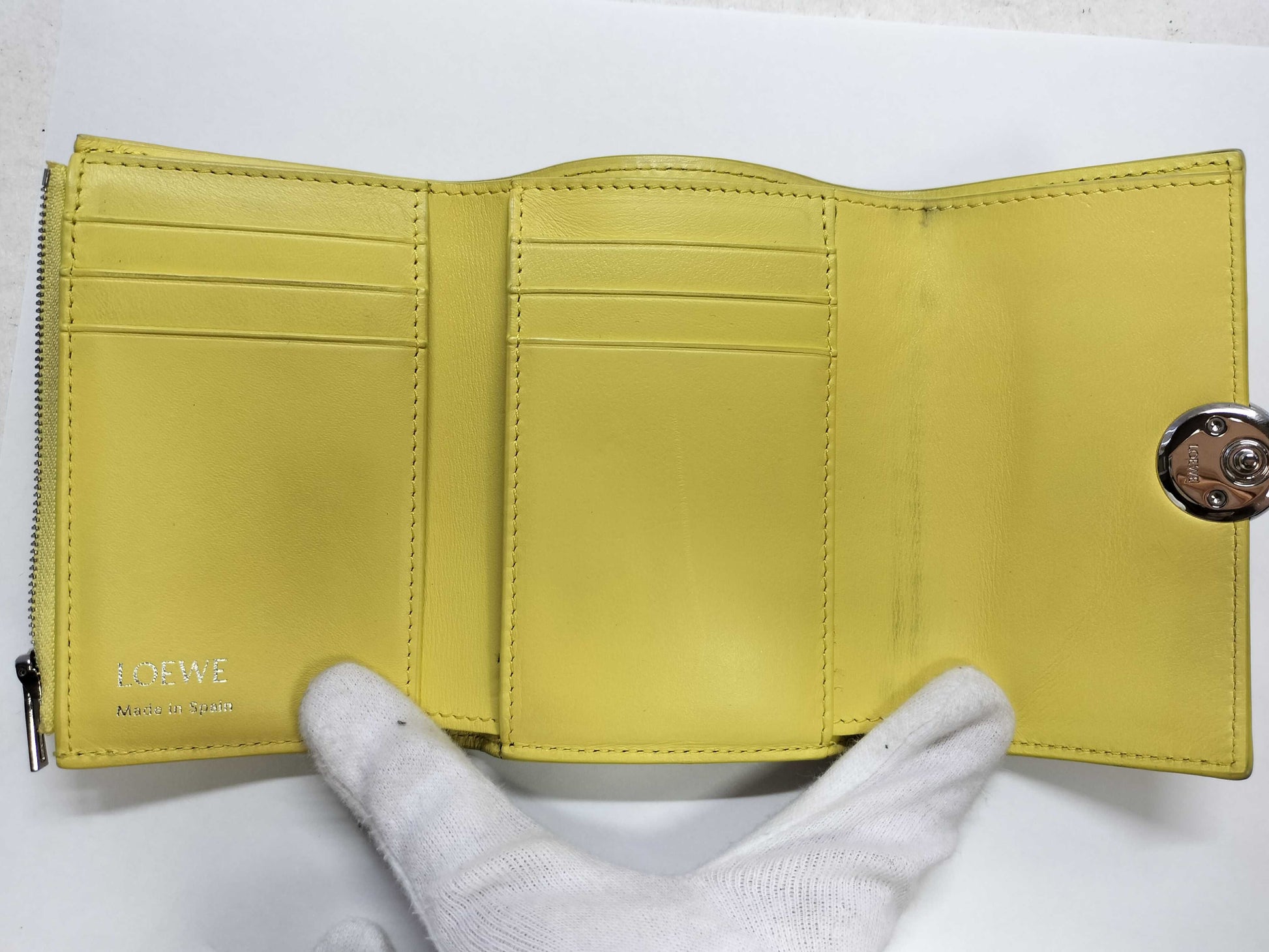 LOEWE Pebble Trifold Compact Wallet