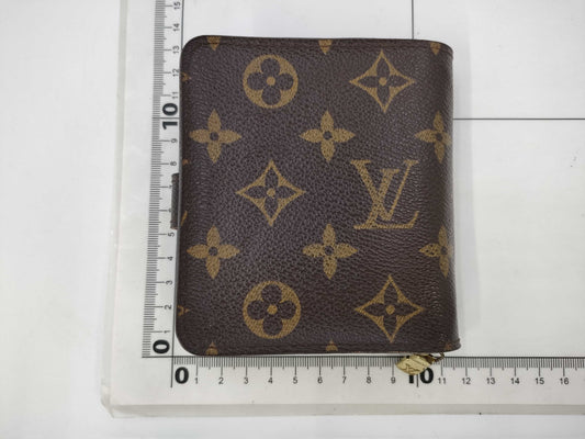 LOUIS VUITTON LV Monogram Compact Zip Wallet