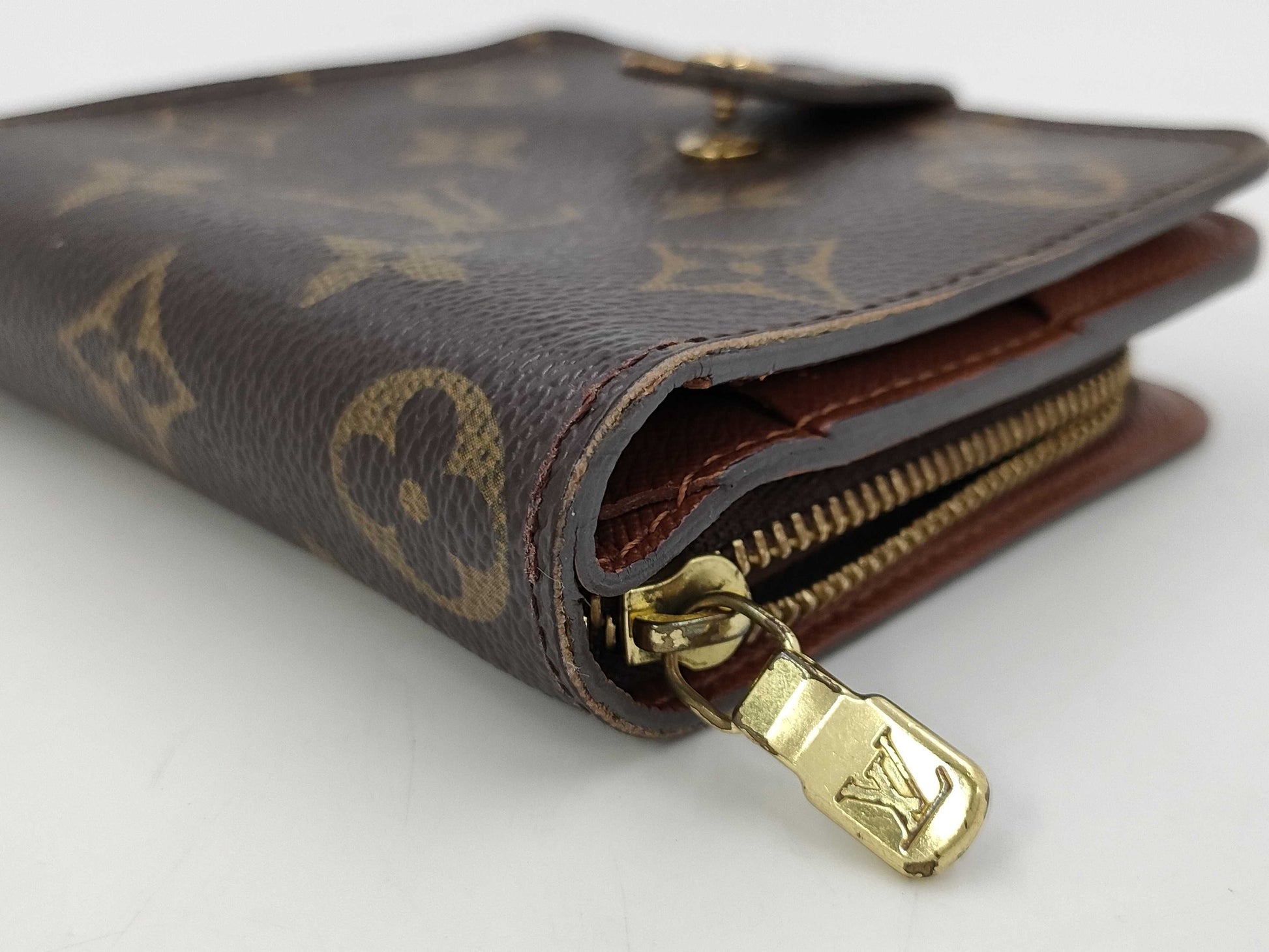 LOUIS VUITTON LV Monogram Compact Zip Wallet