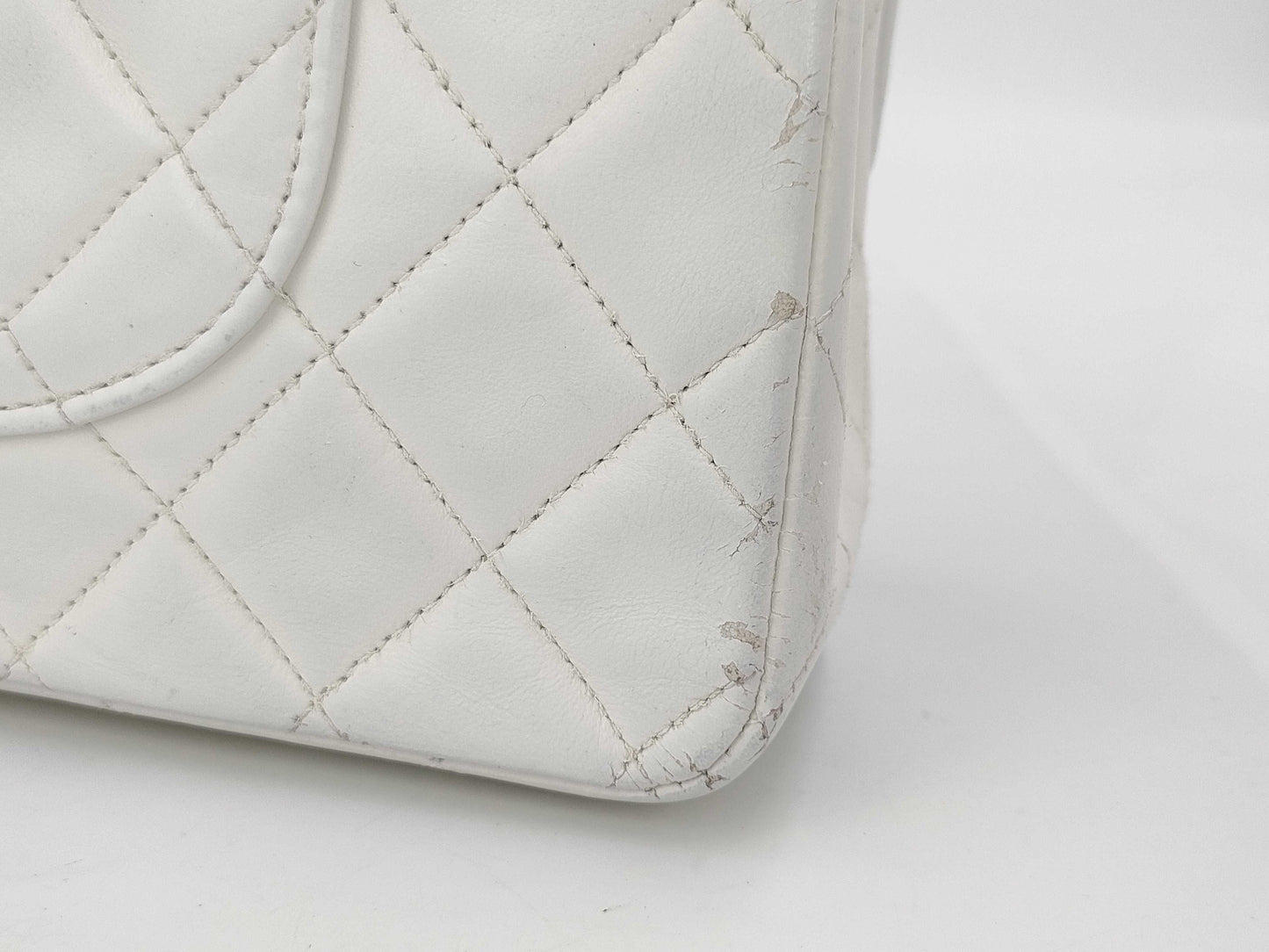 CHANEL Matelasse 25 White Double Flap Chain Shoulder Bag