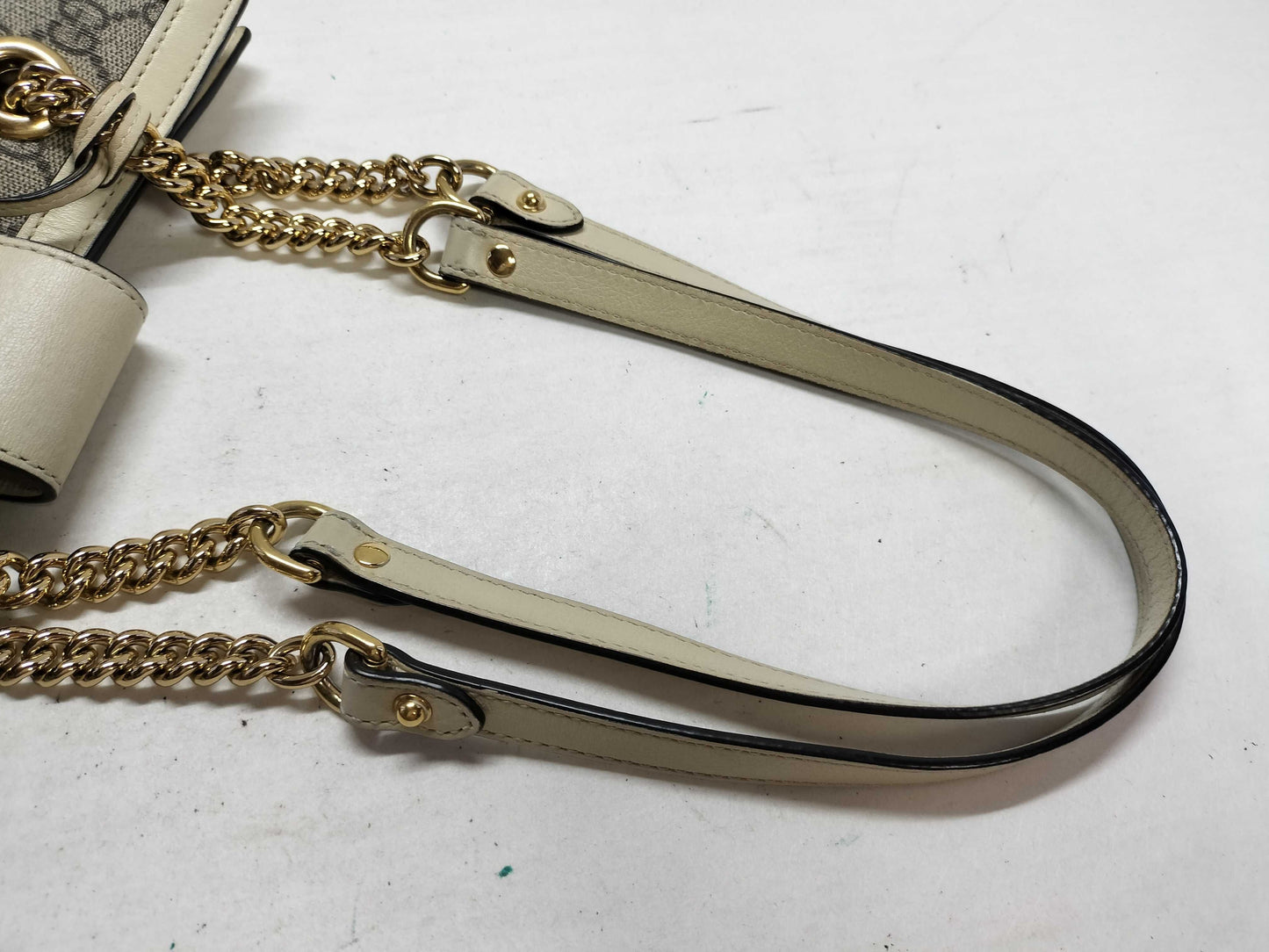 GUCCI GG Supreme Gucci Shoulder Bag Shoulder Bag