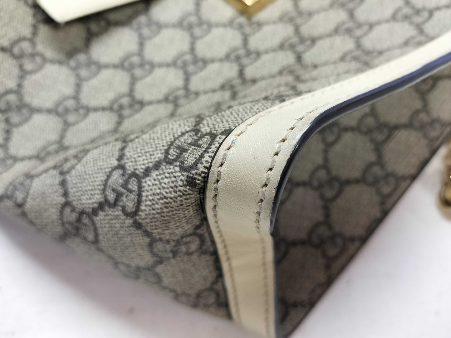 GUCCI GG Supreme Gucci Shoulder Bag Shoulder Bag