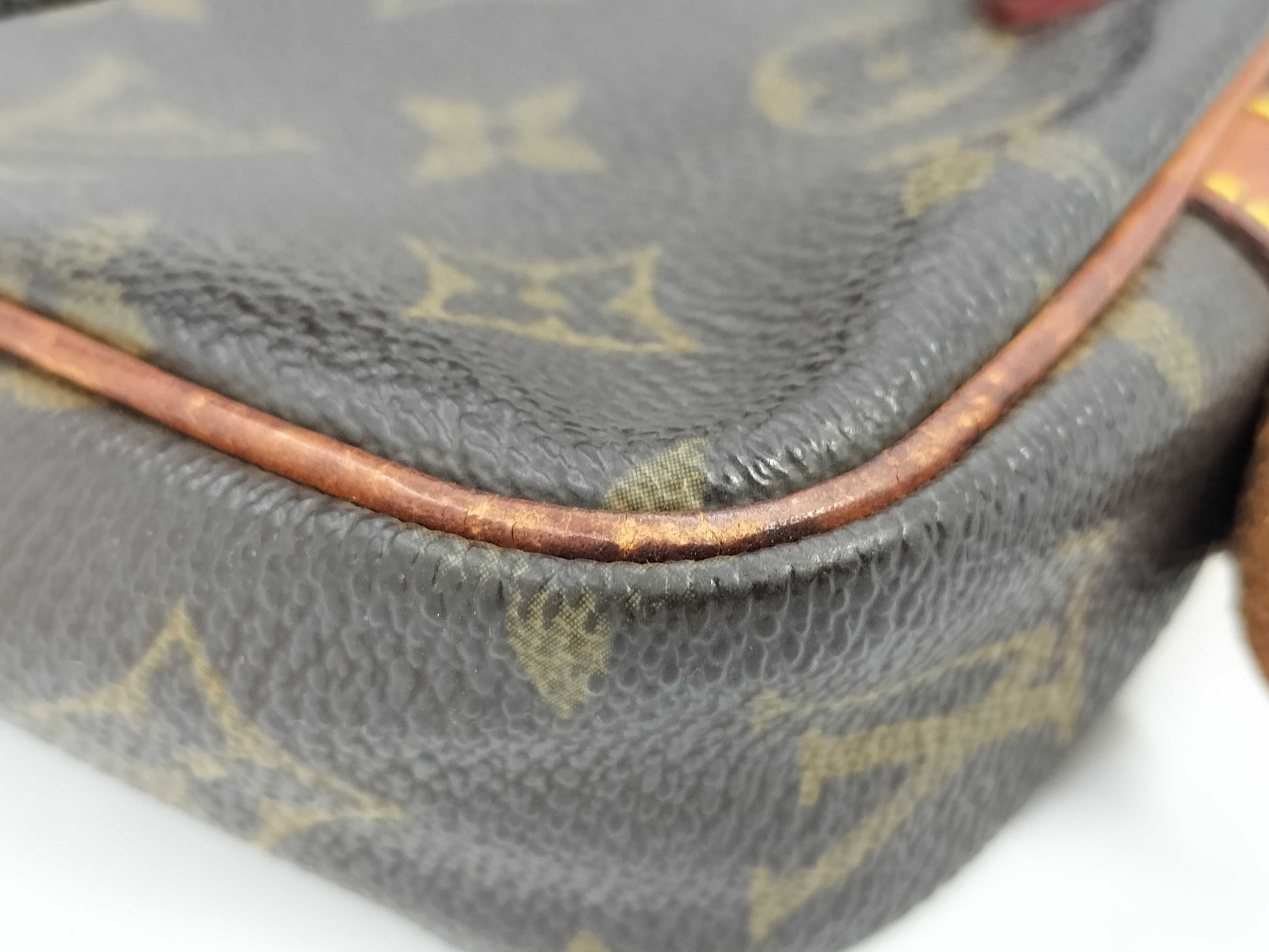 LOUIS VUITTON Marly Bandouliere Shoulder Bag