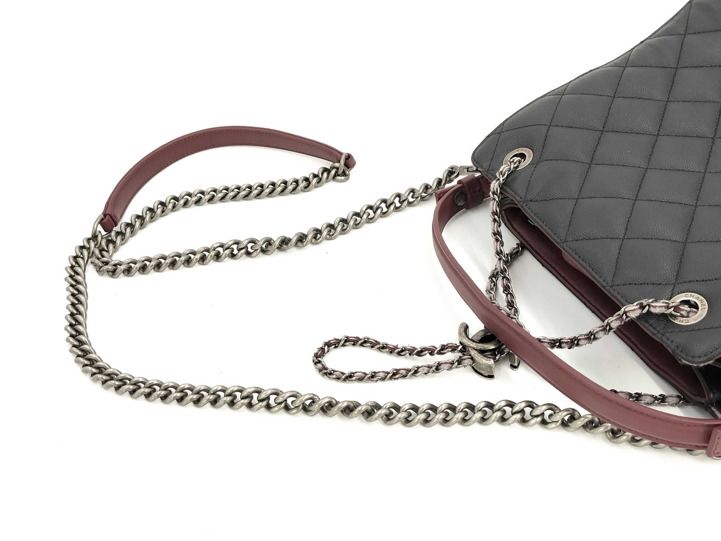 CHANEL shoulder bag