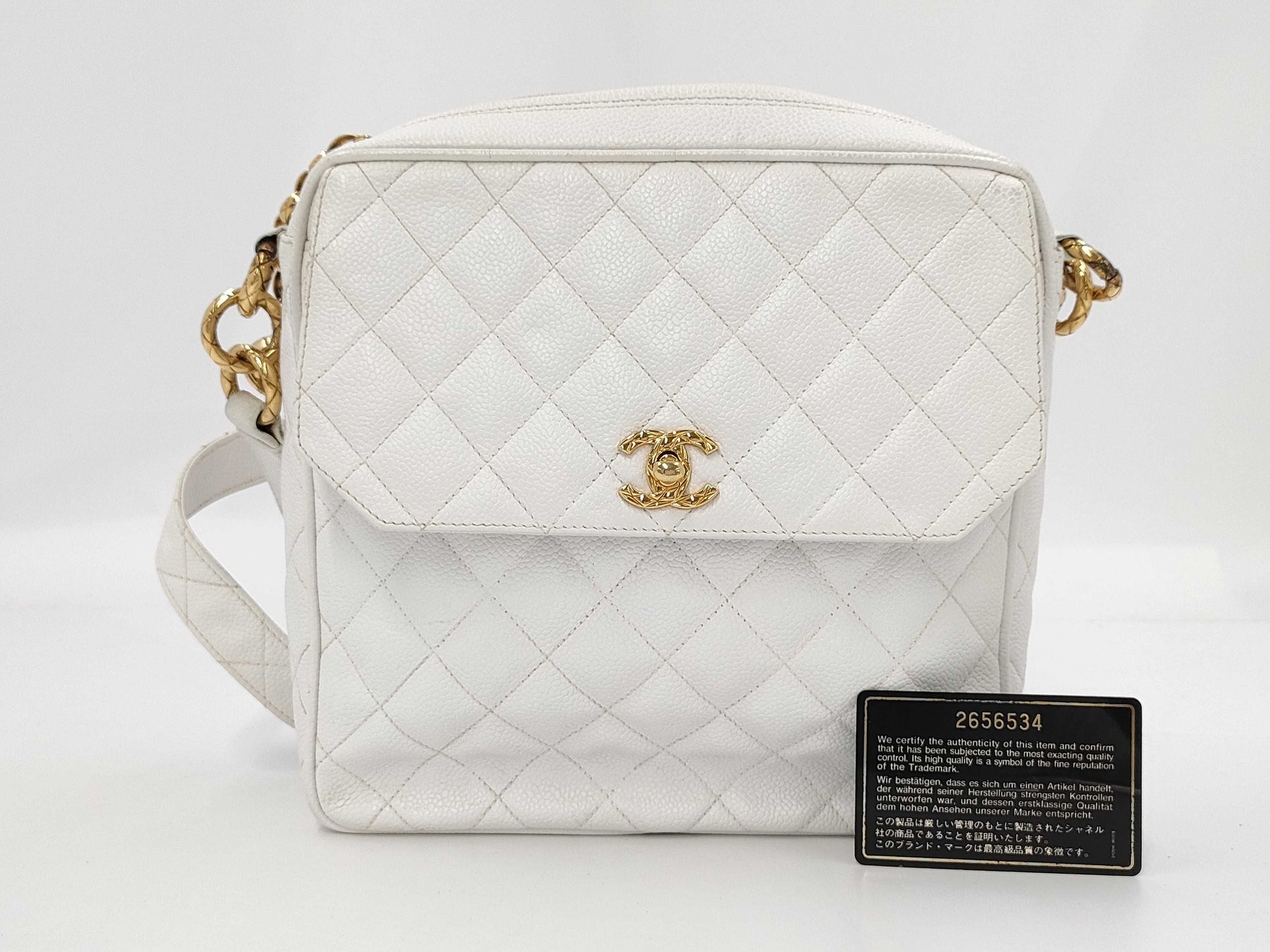CHANEL shoulder bag