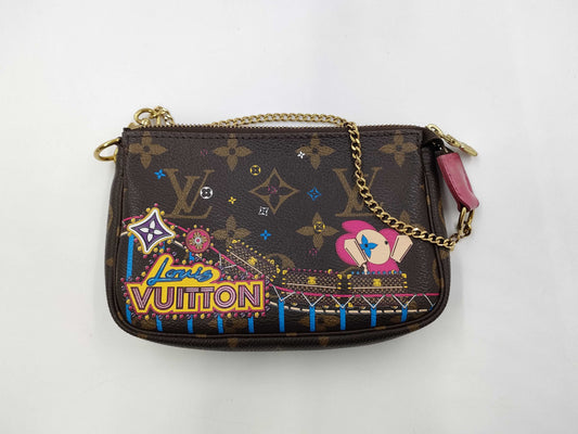 LOUIS VUITTON Mini Pochette Accessoires Pouch