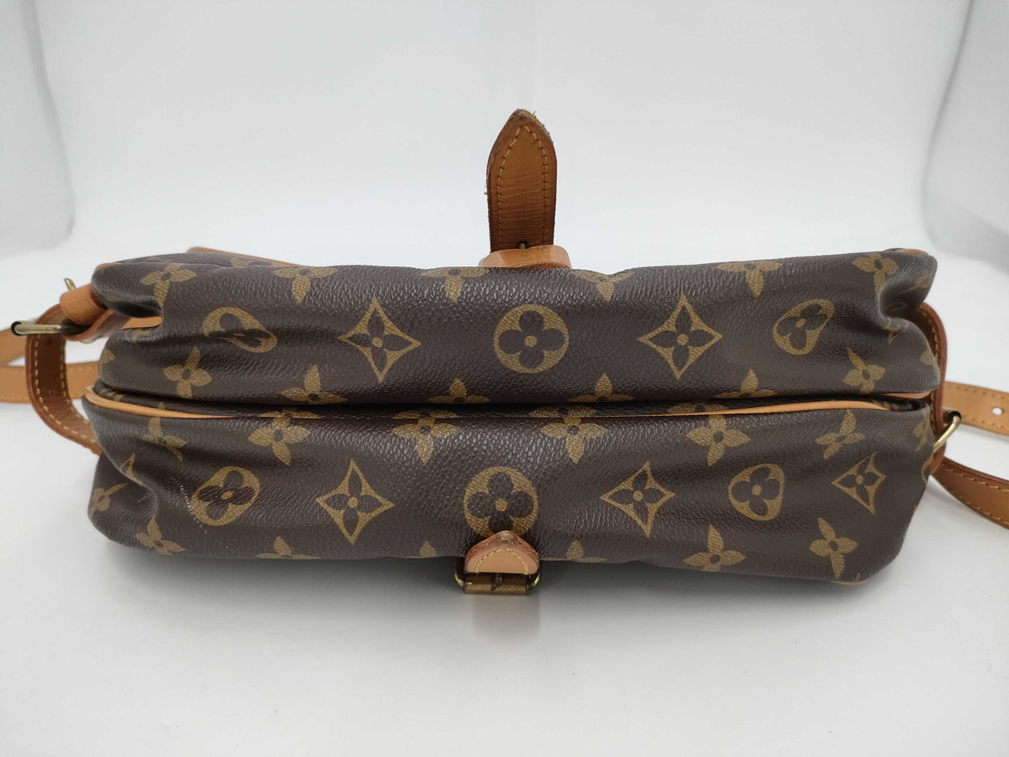 LOUIS VUITTON LOUIS VUITTON Louis Vuitton Monogram Saumur 30 AR1914 Shoulder Bag