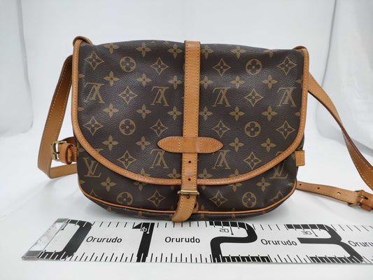 LOUIS VUITTON LOUIS VUITTON Louis Vuitton Monogram Saumur 30 AR1914 Shoulder Bag