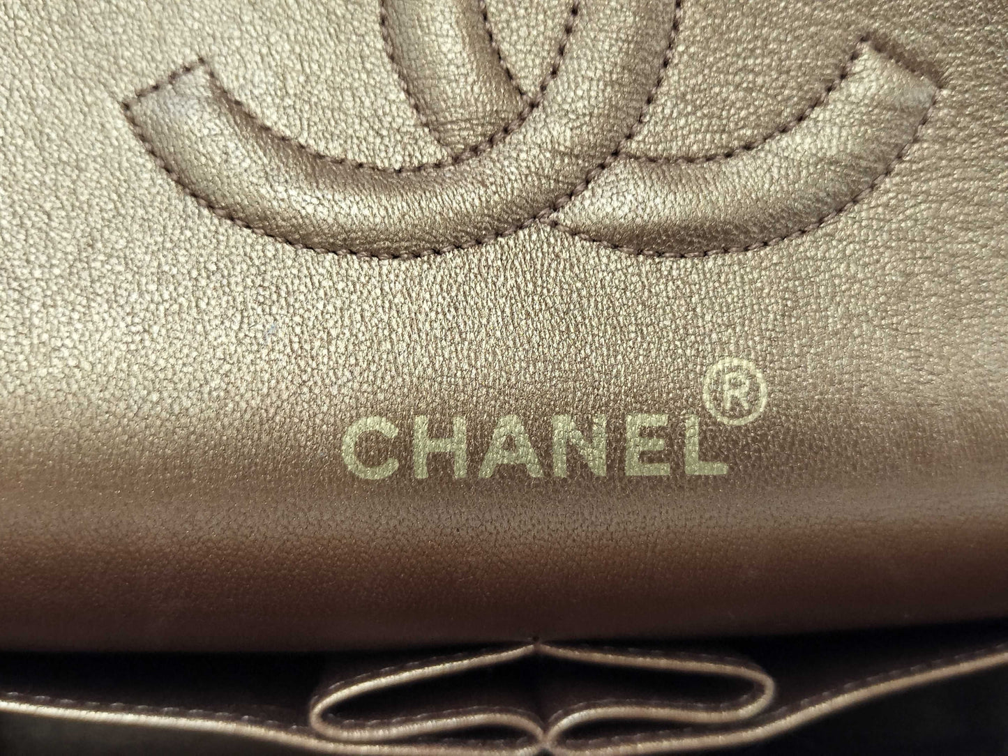 CHANEL Matelasse 25W Flap W Chain Shoulder Bag