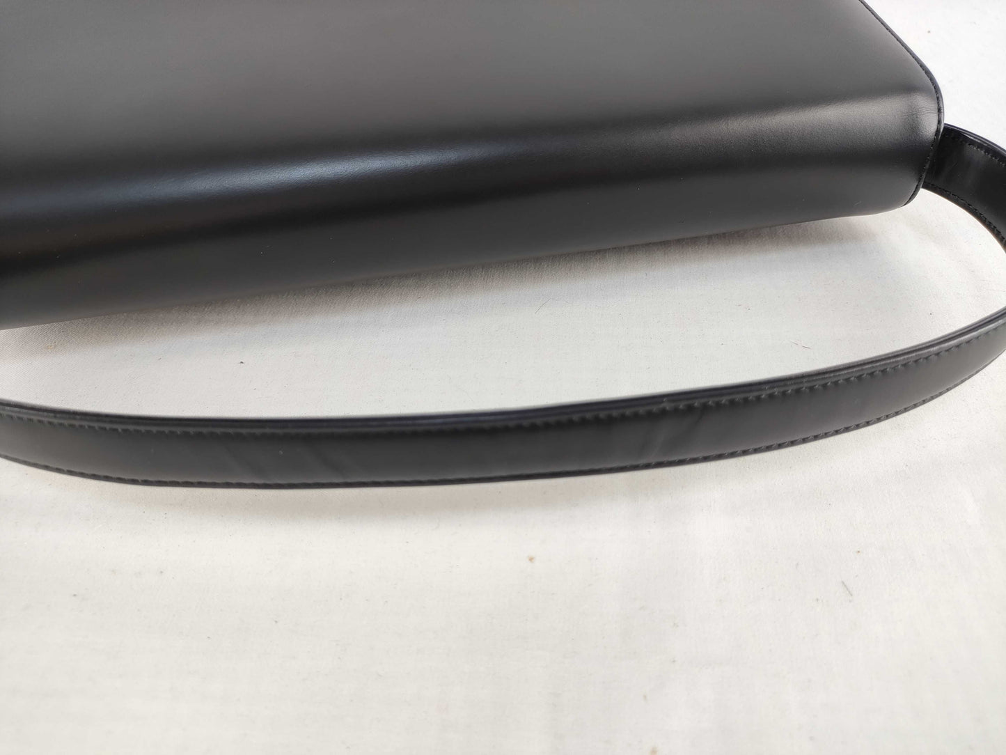 BURBERRY Black Handbag