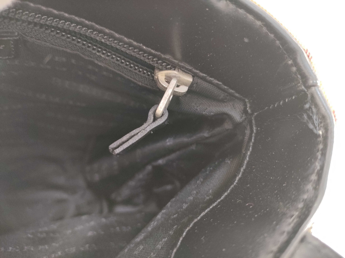 BURBERRY Black Handbag