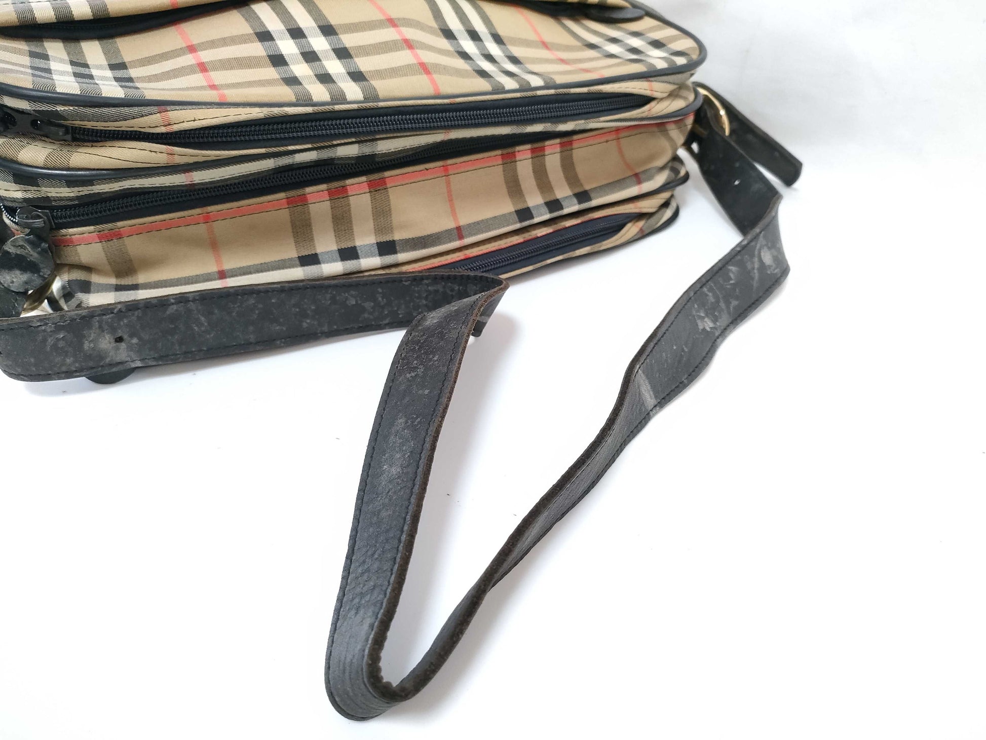 Burberrys brand shoulder bag