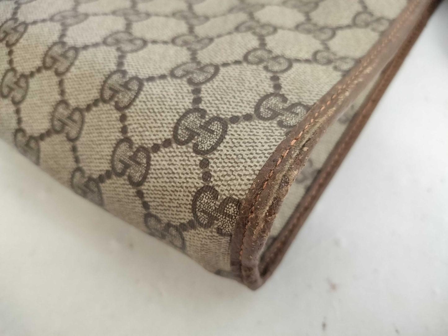 GUCCI branded pouch