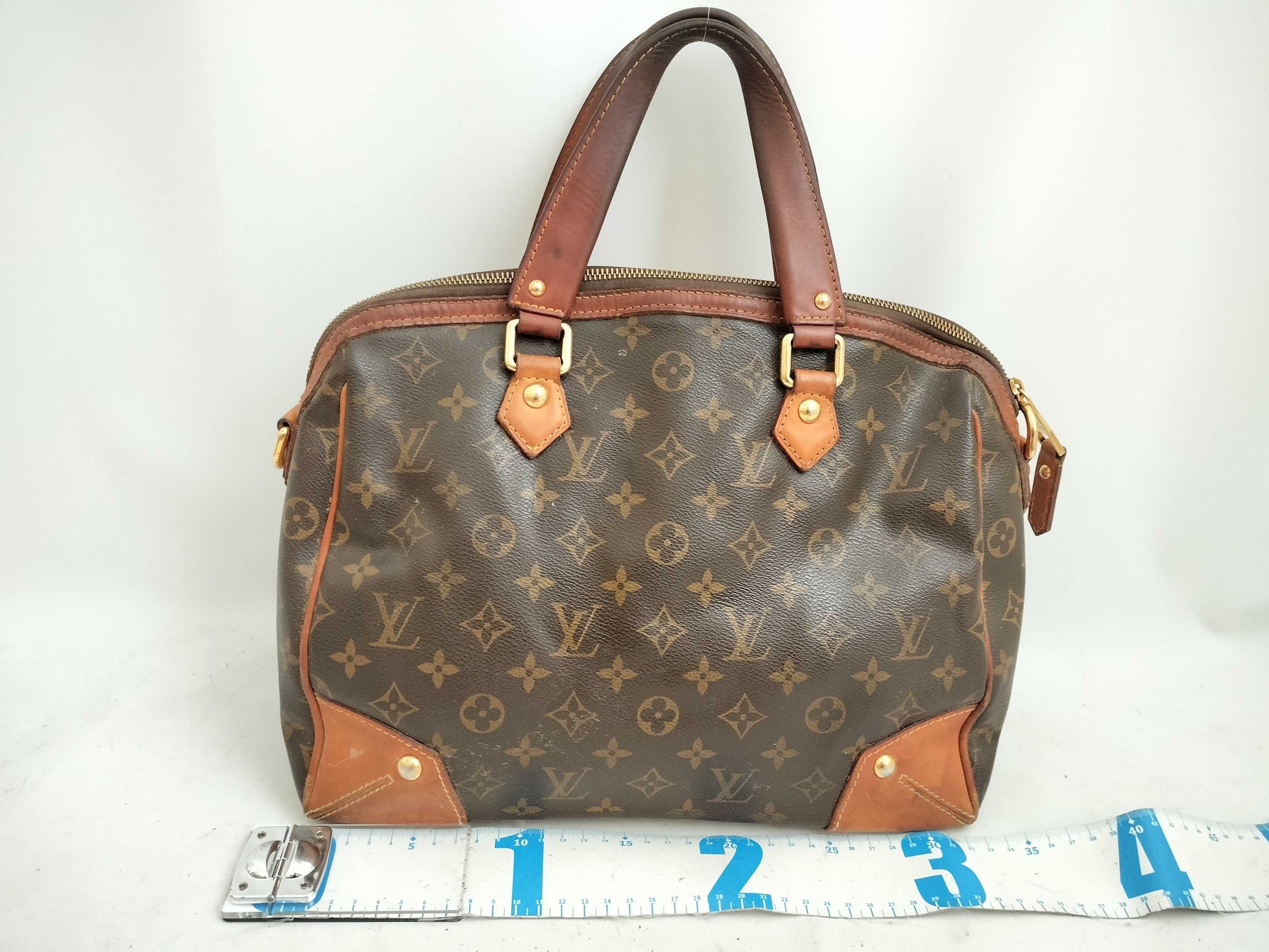 LOUIS VUITTON Monogram Handbag Handbag