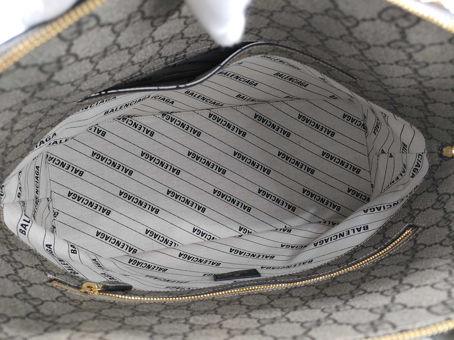 GUCCI GG Supreme Gucci & Balenciaga Hacker Ville Small Bag Beige Shoulder/Handbag Handbag