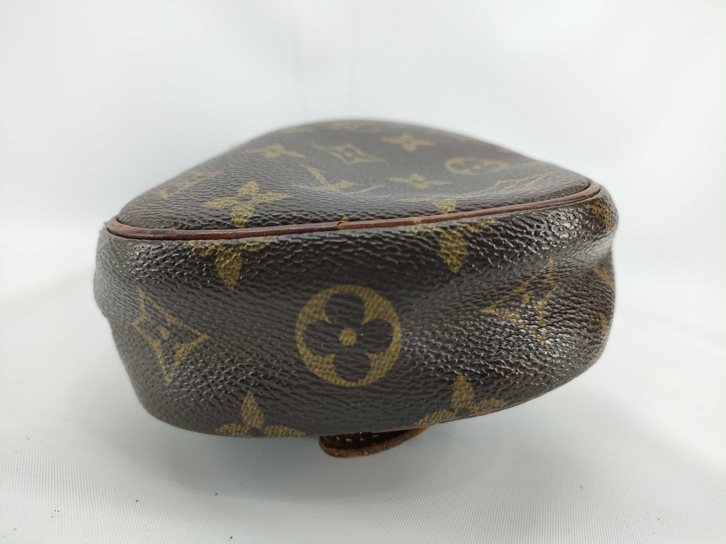 LOUIS VUITTON Monogram Louis Vuitton Pochette Ganju Body Bag Shoulder Bag