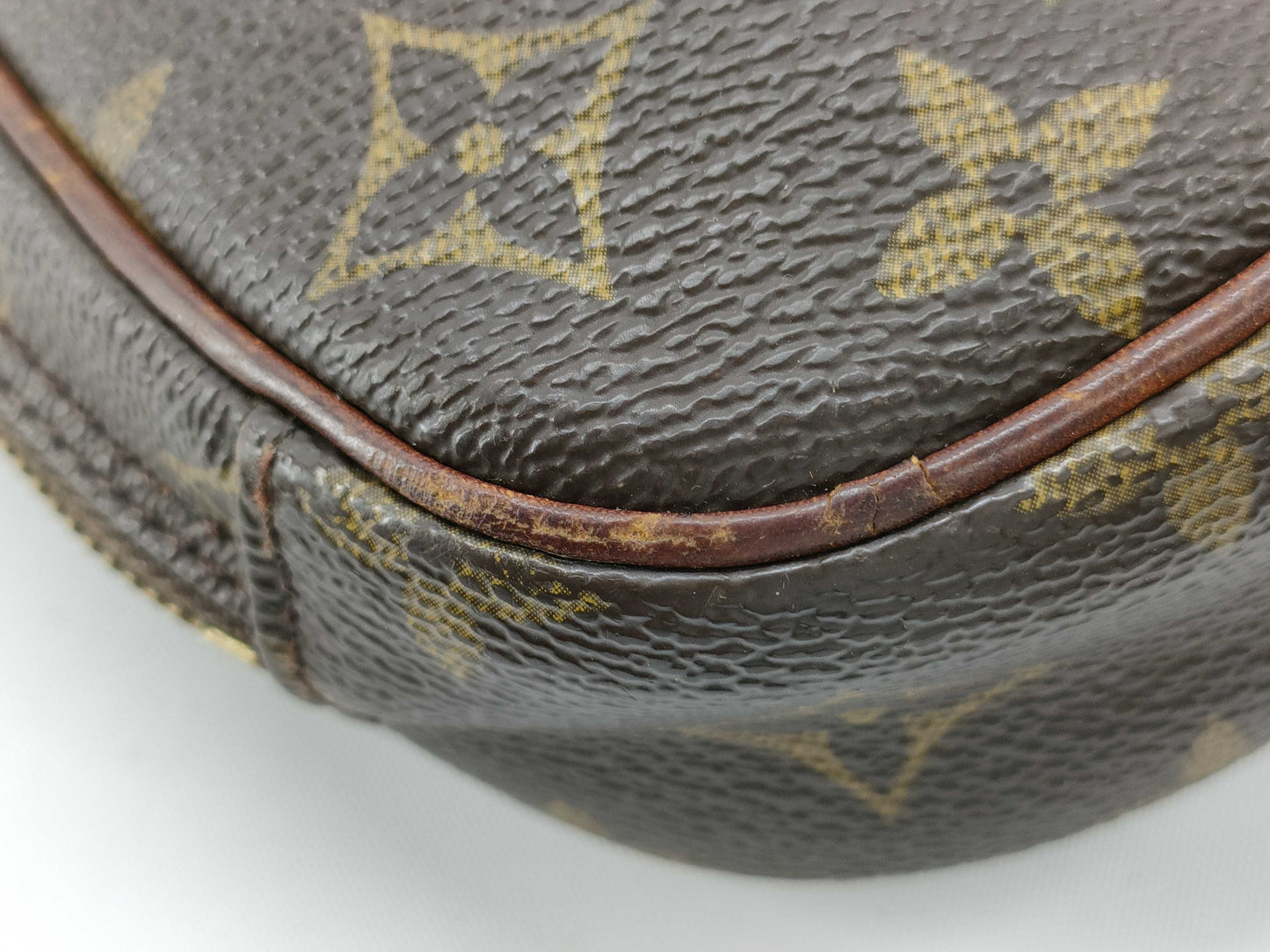 LOUIS VUITTON Monogram Louis Vuitton Pochette Ganju Body Bag Shoulder Bag