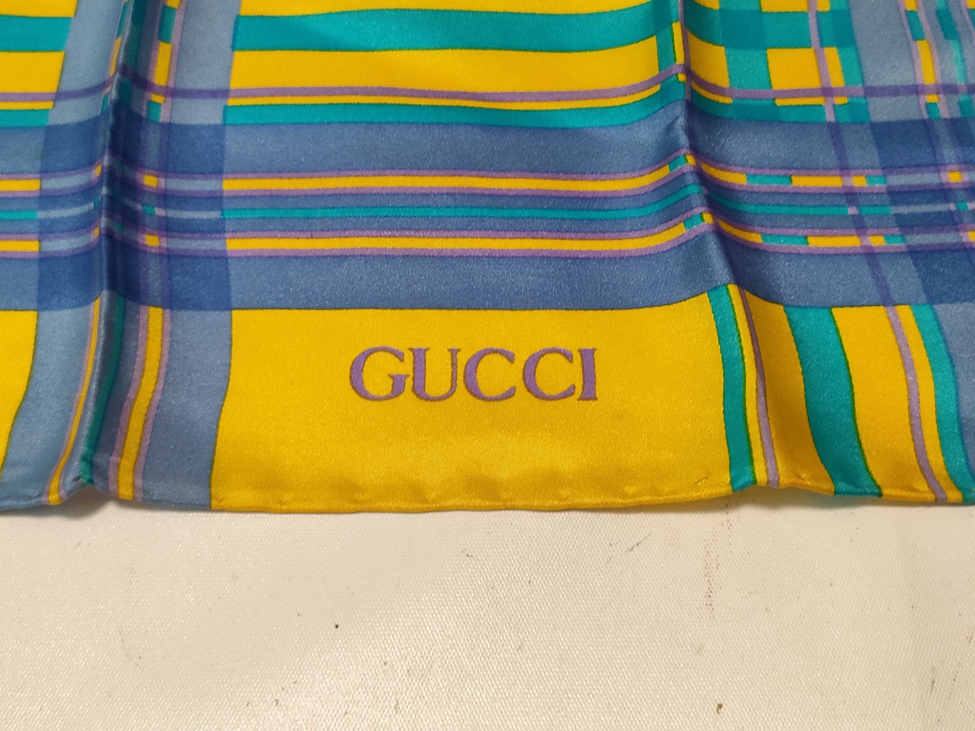 GUCCI Gucci handkerchiefs and other apparel