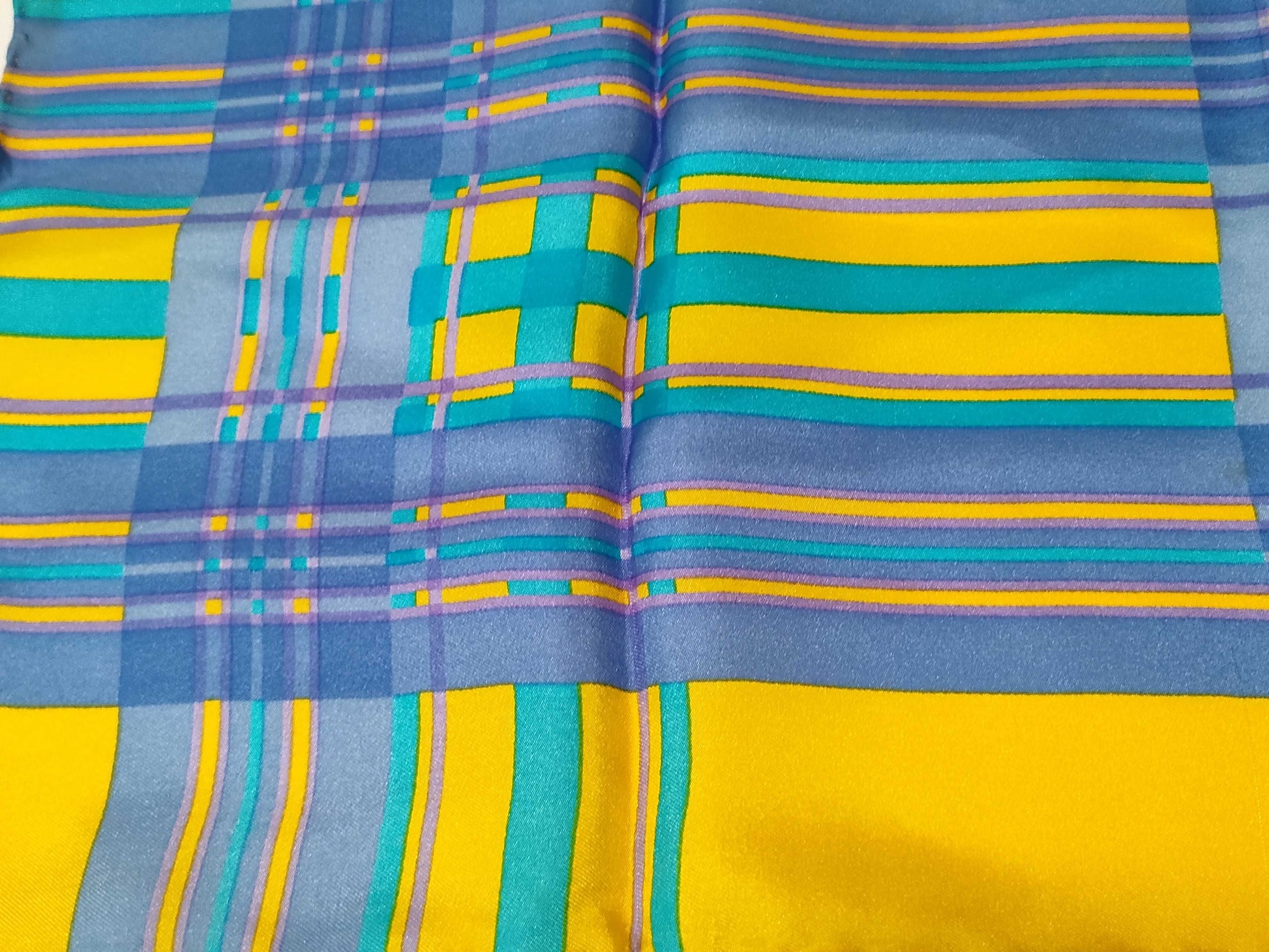 GUCCI Gucci handkerchiefs and other apparel