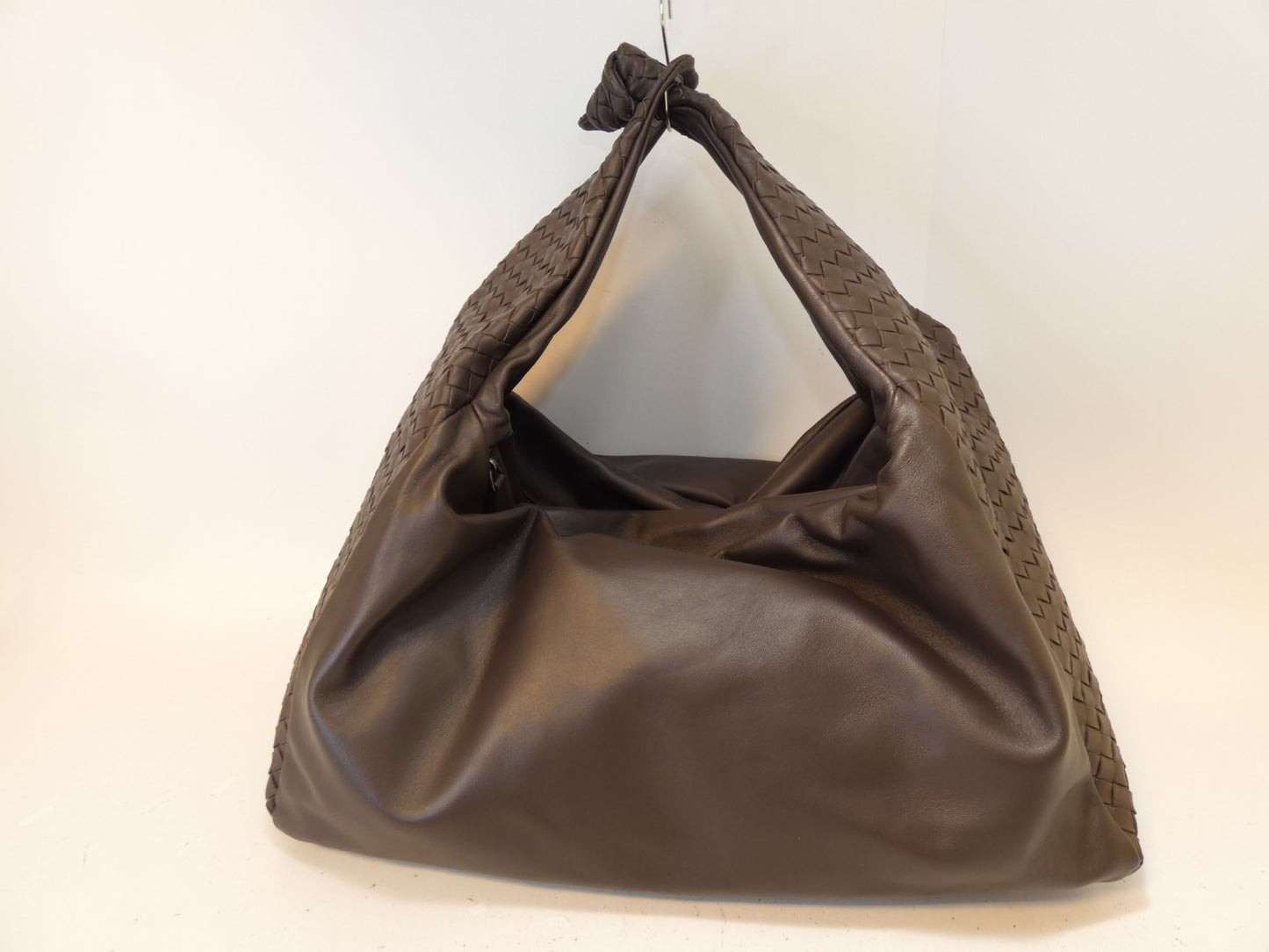 BOTTEGA VENETA Hobo Intrecciato Leather Dark Brown Shoulder Handbag