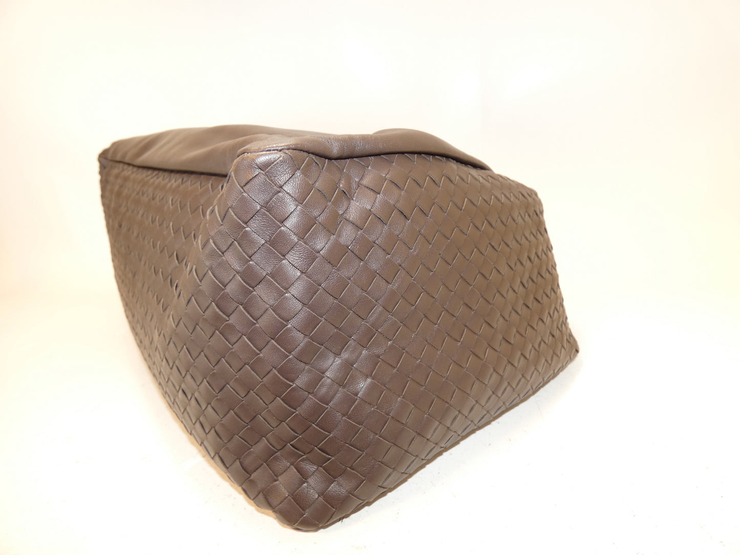 BOTTEGA VENETA Hobo Intrecciato Leather Dark Brown Shoulder Handbag