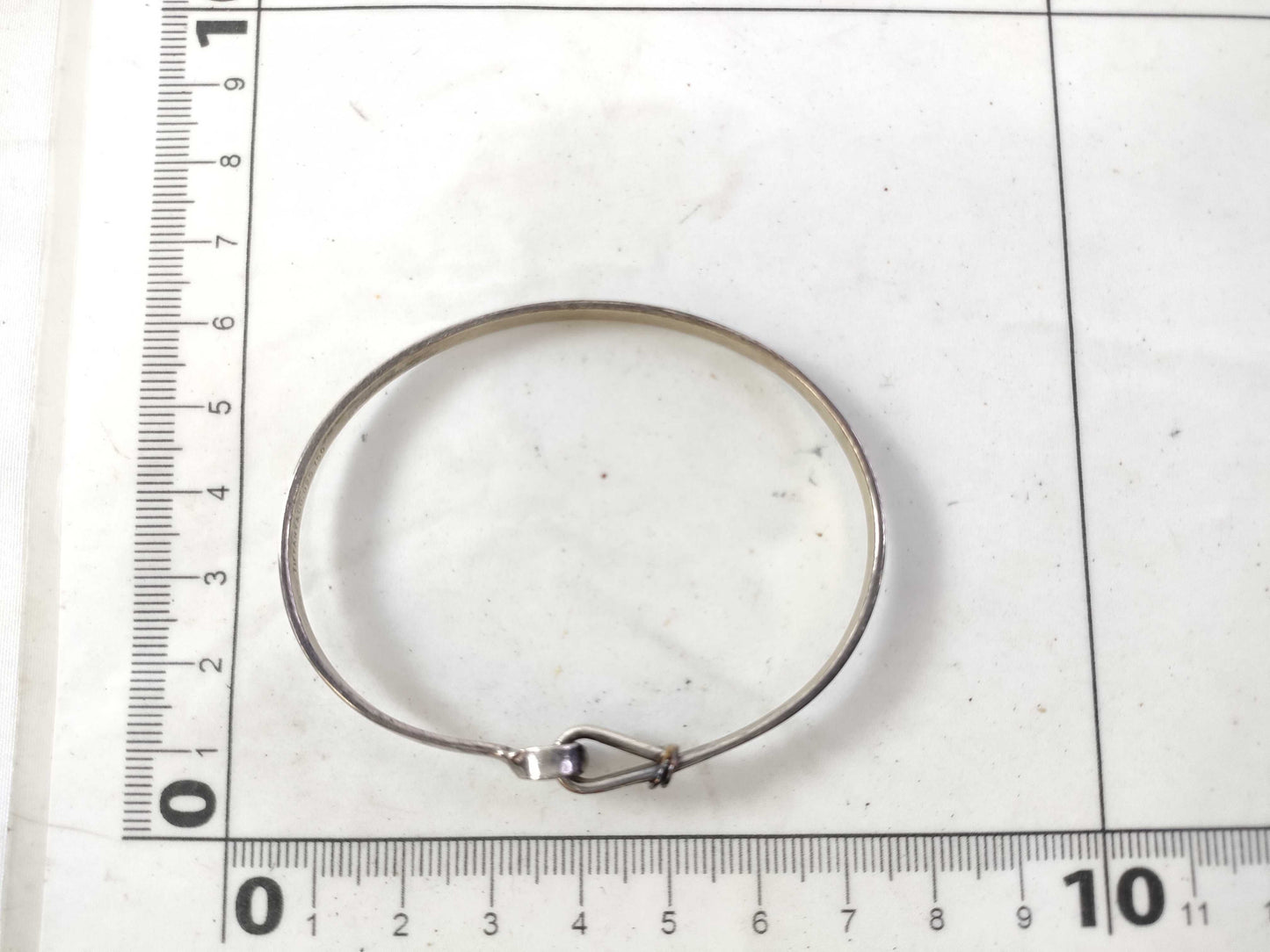 Tiffany & Co. Tiffany Love Knot Press + Ring Accessories Summary Accessories Summary