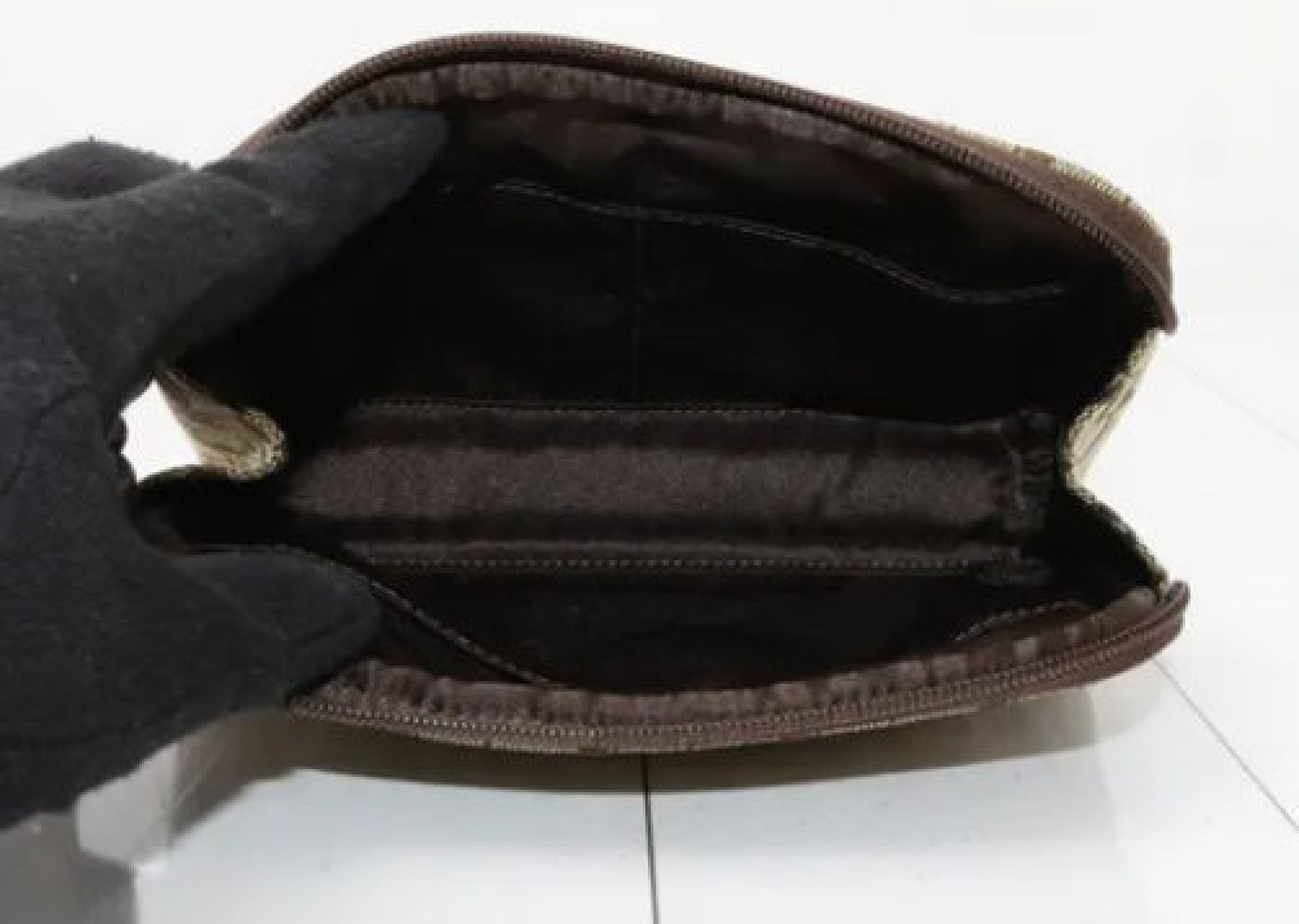 COACH Signature Pouch