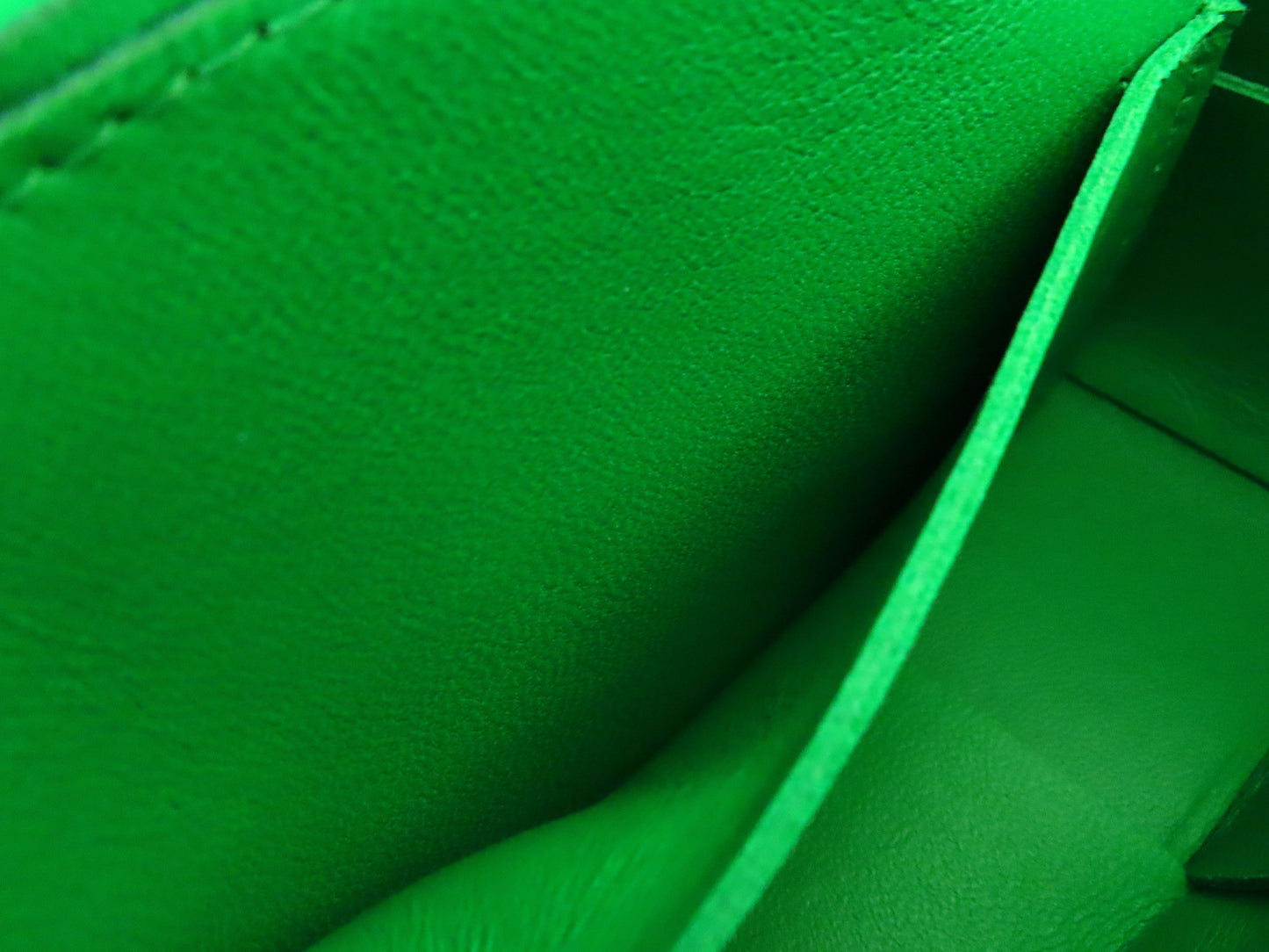 BOTTEGA VENETA Intrecciato Cassette Green Shoulder Bag