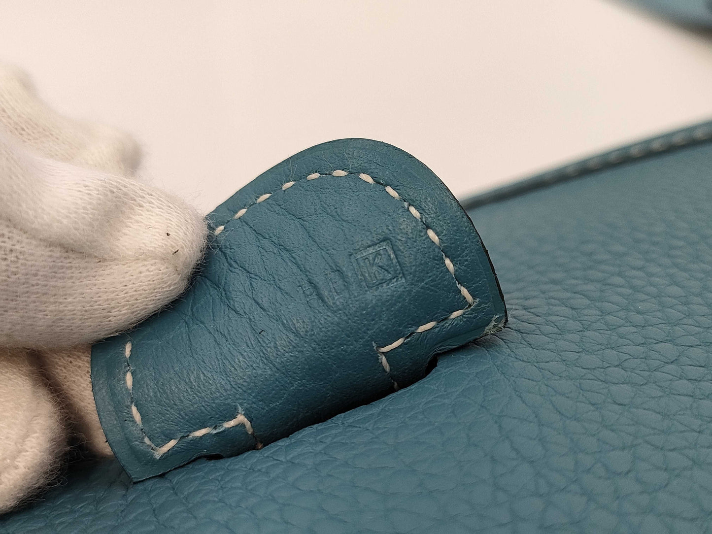 HERMES Evelyn GM Shoulder Bag, K Stamp, 2007, Taurillon Leather, Silver Hardware, Blue, Strap and Dust Bag Included