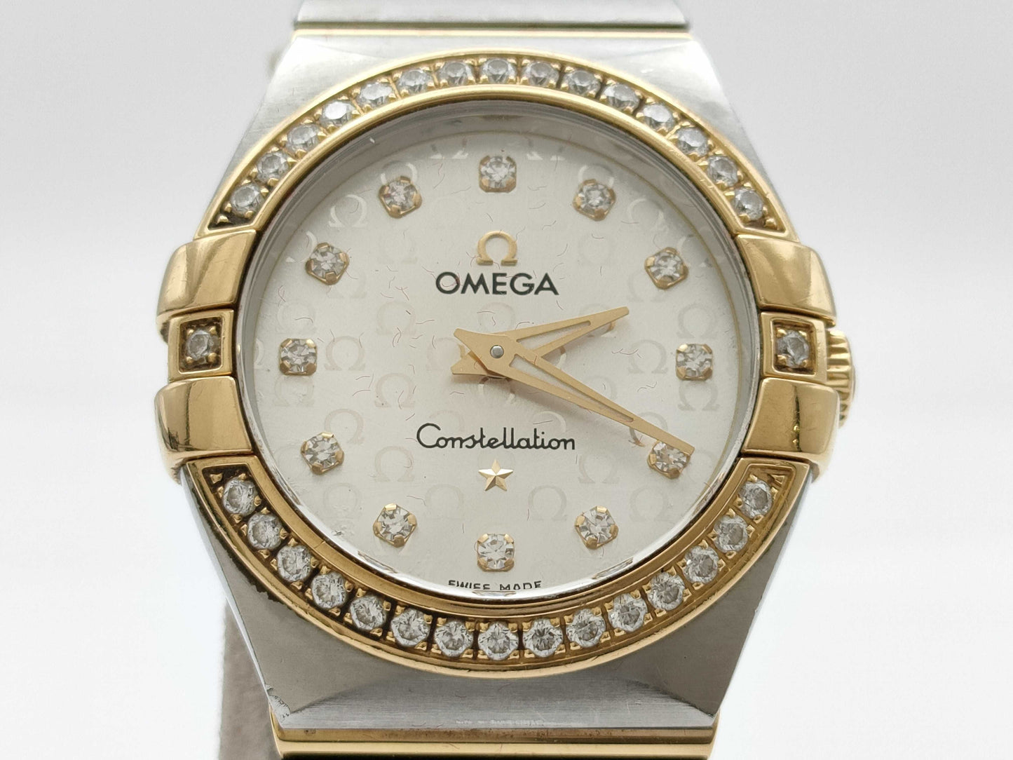 OMEGA 123.25.27.60.52.002 92052325 Quartz Silver Dial Women's Watch