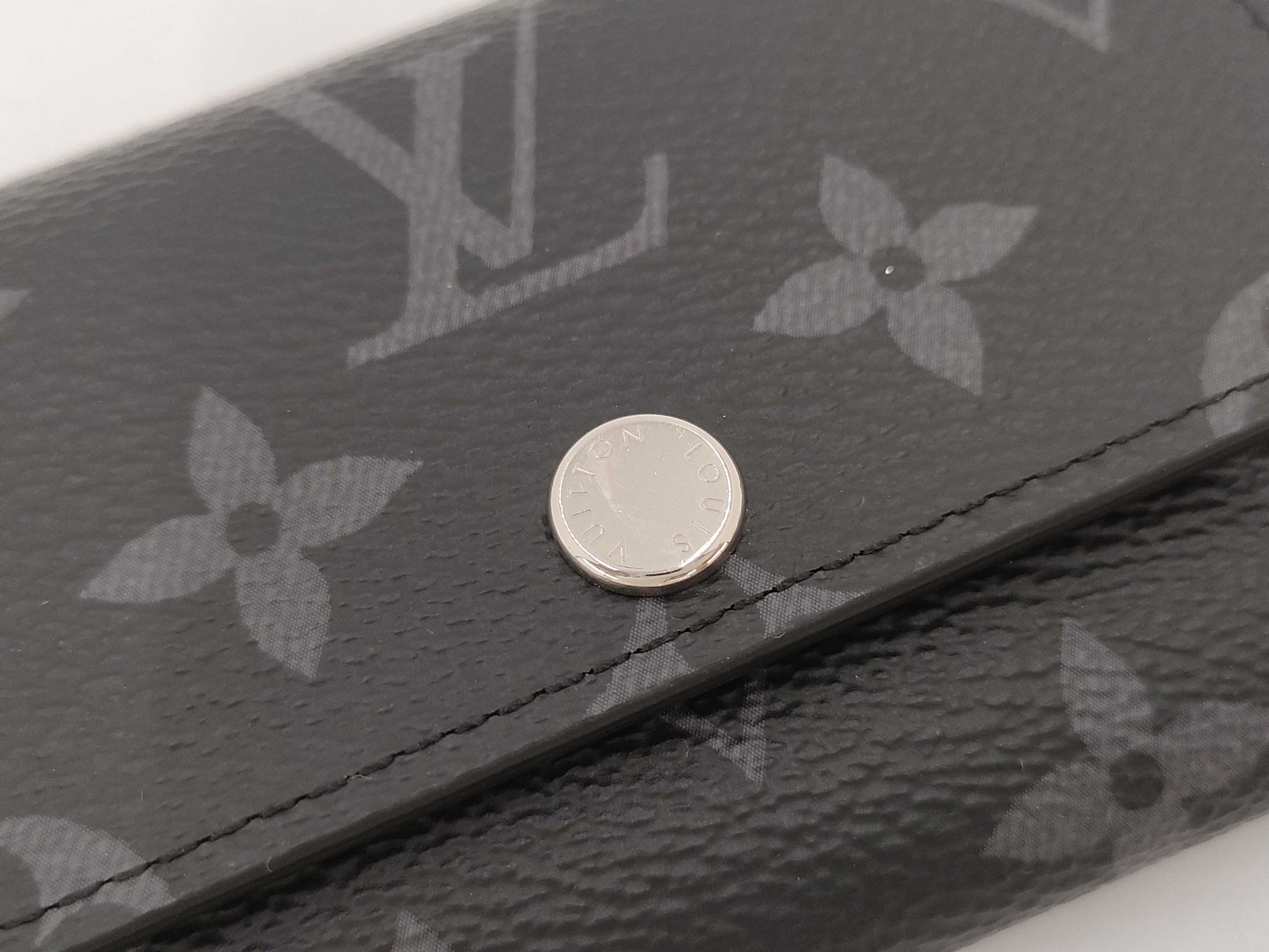 LOUIS VUITTON Monogram Eclipse Multicle 6 M82603 RFID Initial Key Case/Key Holder