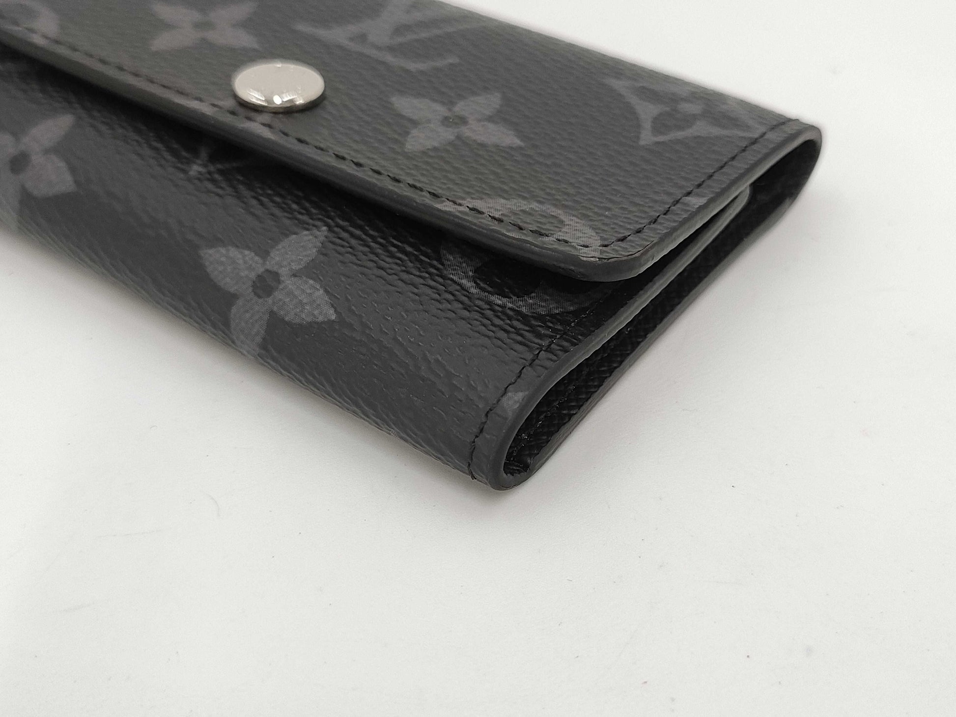 LOUIS VUITTON Monogram Eclipse Multicle 6 M82603 RFID Initial Key Case/Key Holder
