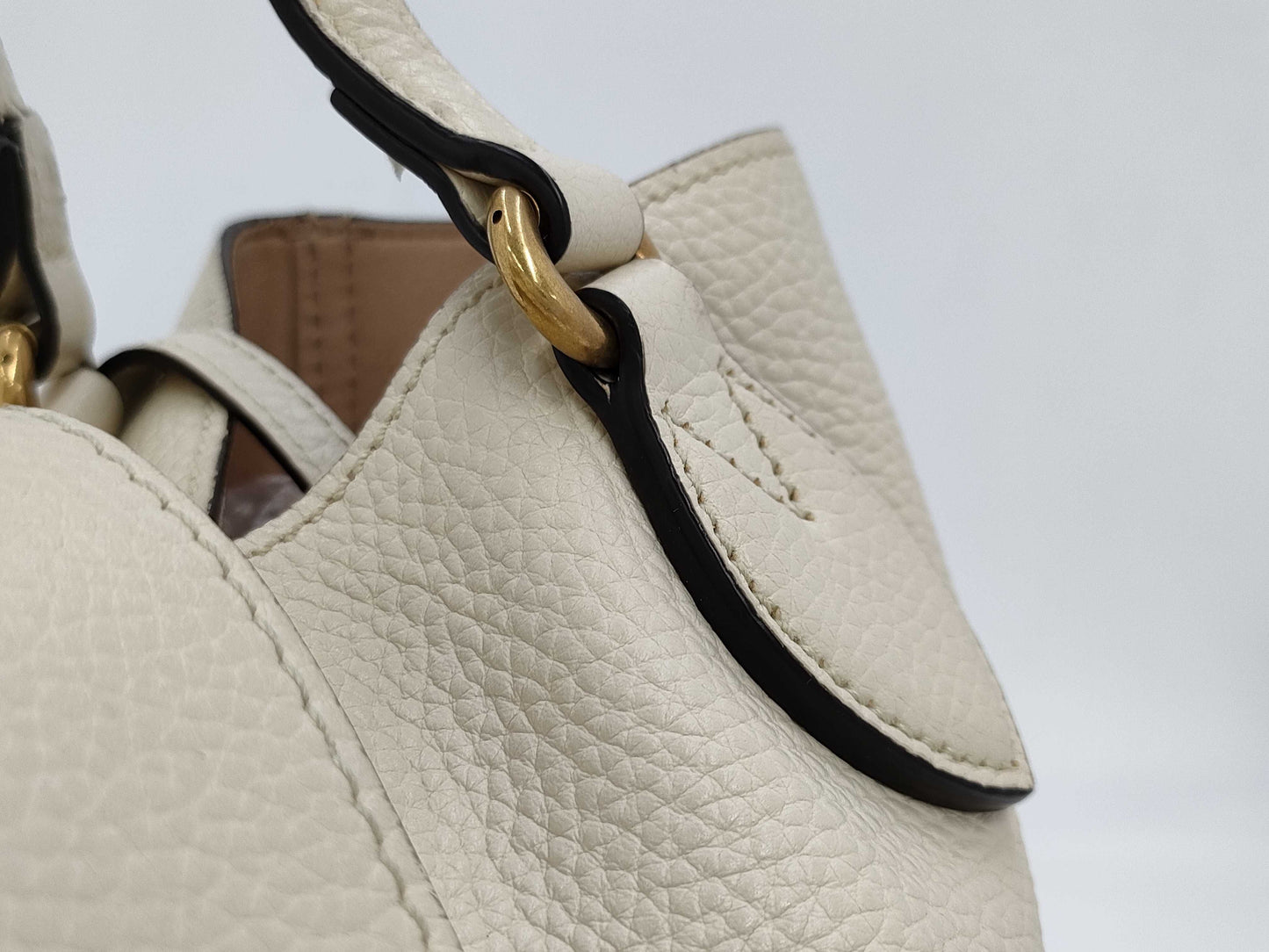 GUCCI Gucci handbag white handbag