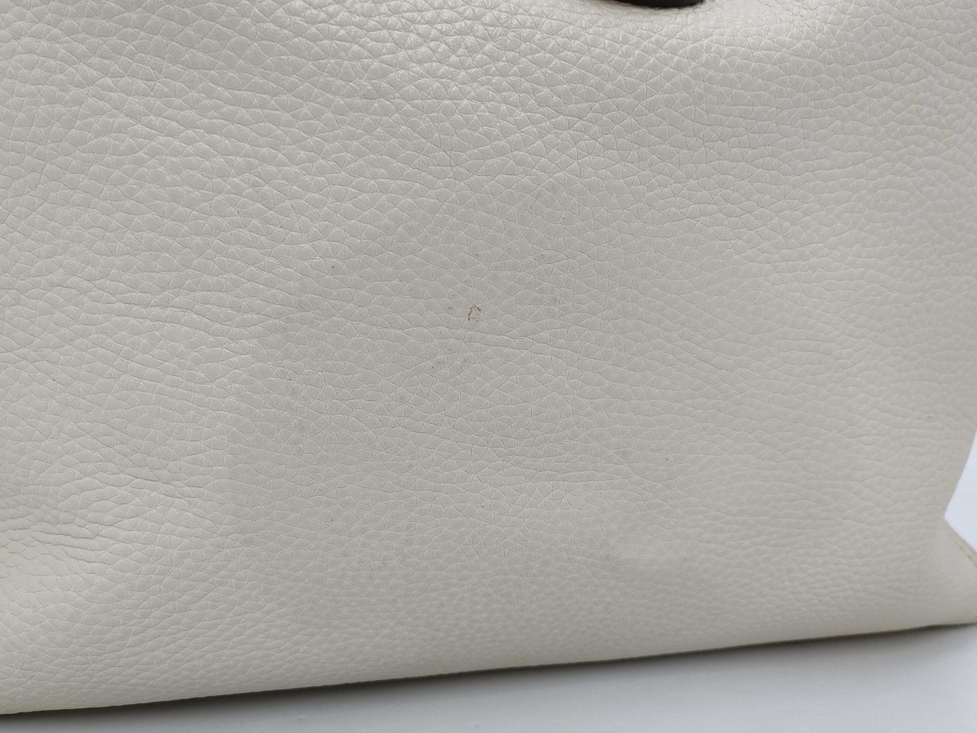 GUCCI Gucci handbag white handbag