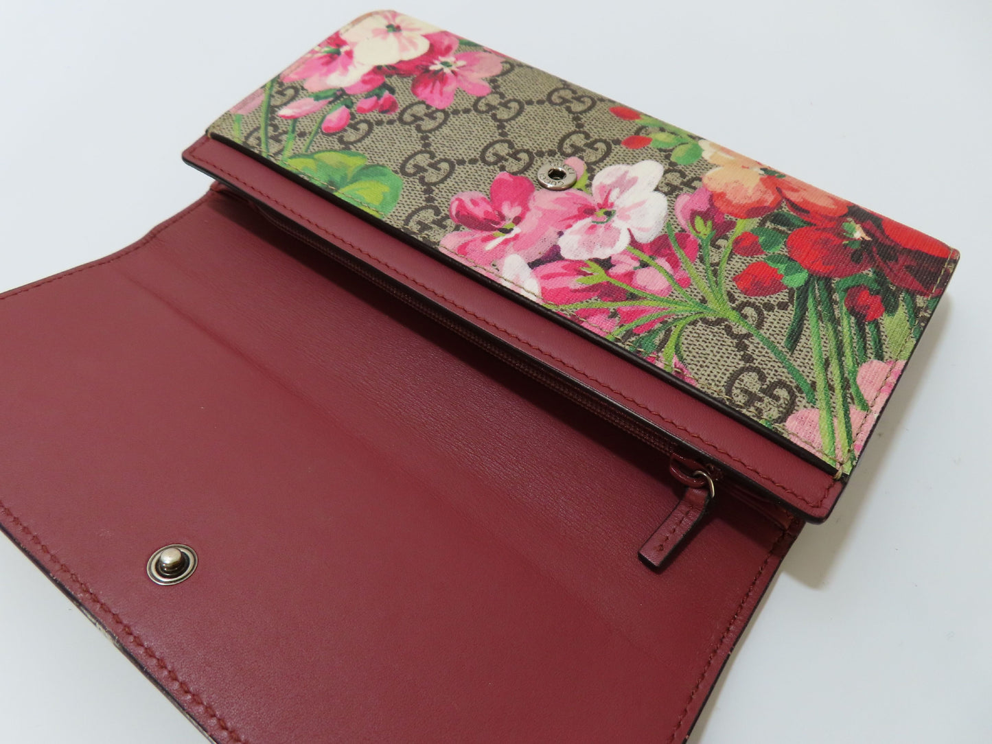 GUCCI GUCCI 404070 GG Supreme Blooms Continental Wallet
