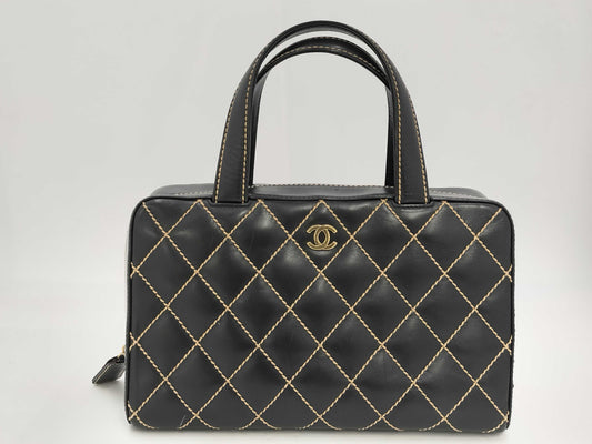 CHANEL Wild Stitch Calfskin Black GD Hardware A18121 7639185 With Seal, No Card