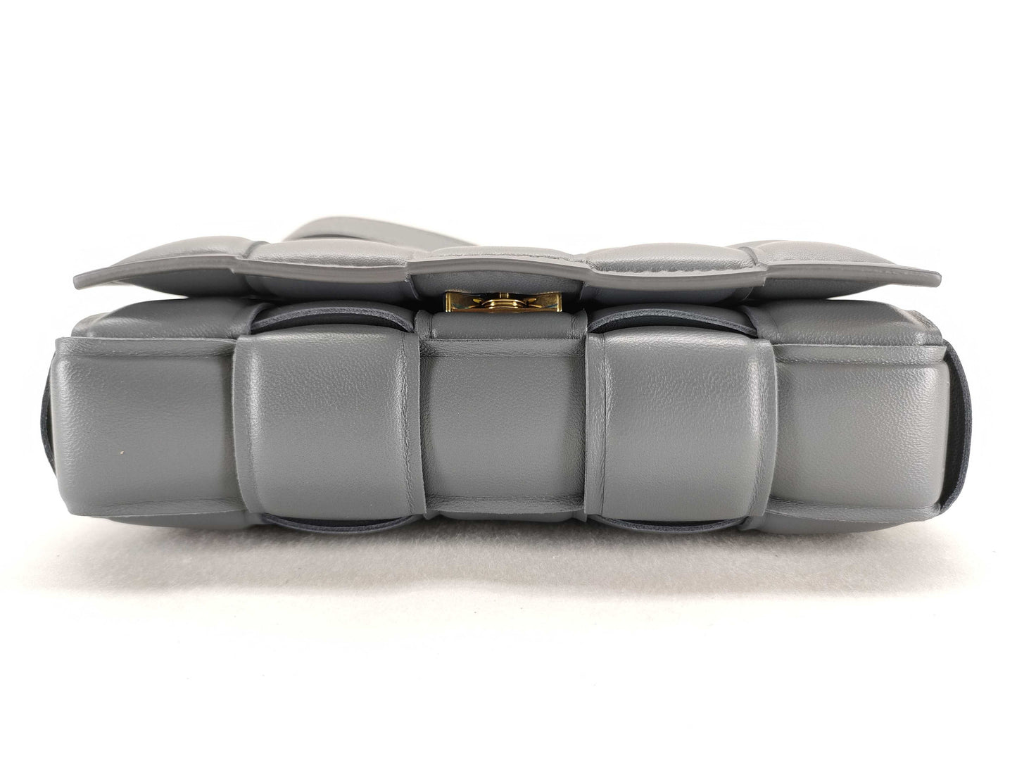 BOTTEGA VENETA Intrecciato Padded Cassette Maxi Intrecciato Lambskin Gray Shoulder Bag