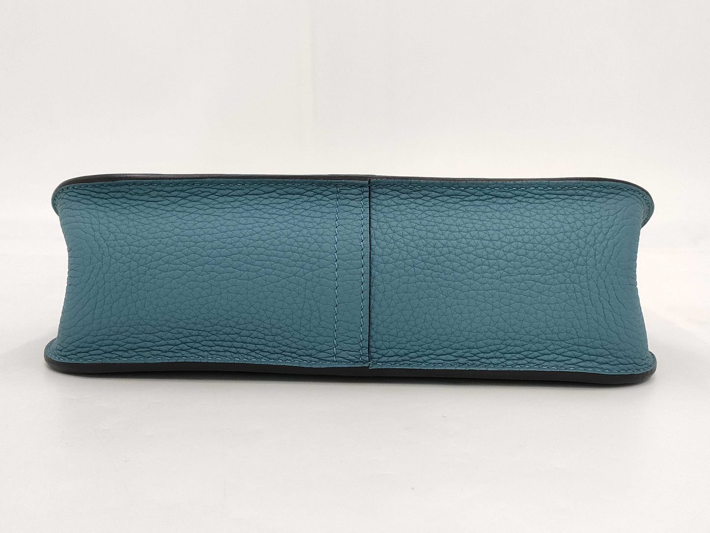 HERMES Arzan 25 Verso Shoulder Bag in Taurillon Clemence Leather, New Blue Jean Leather, Caban, GD Hardware, B Stamp