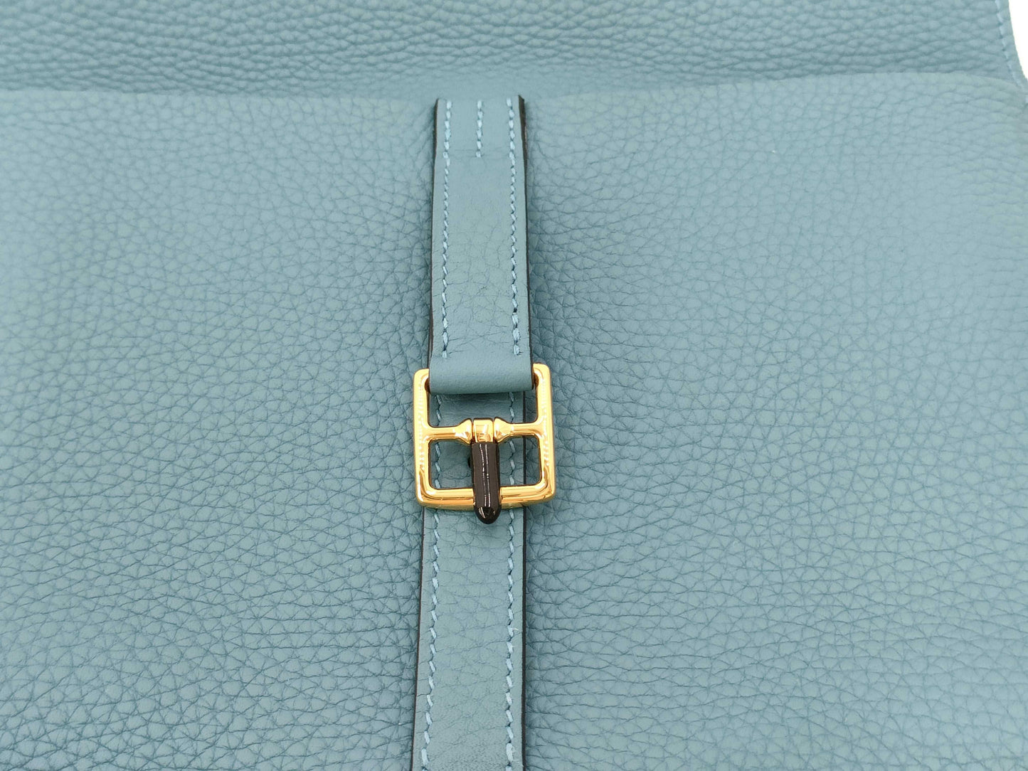 HERMES Arzan 25 Verso Shoulder Bag in Taurillon Clemence Leather, New Blue Jean Leather, Caban, GD Hardware, B Stamp