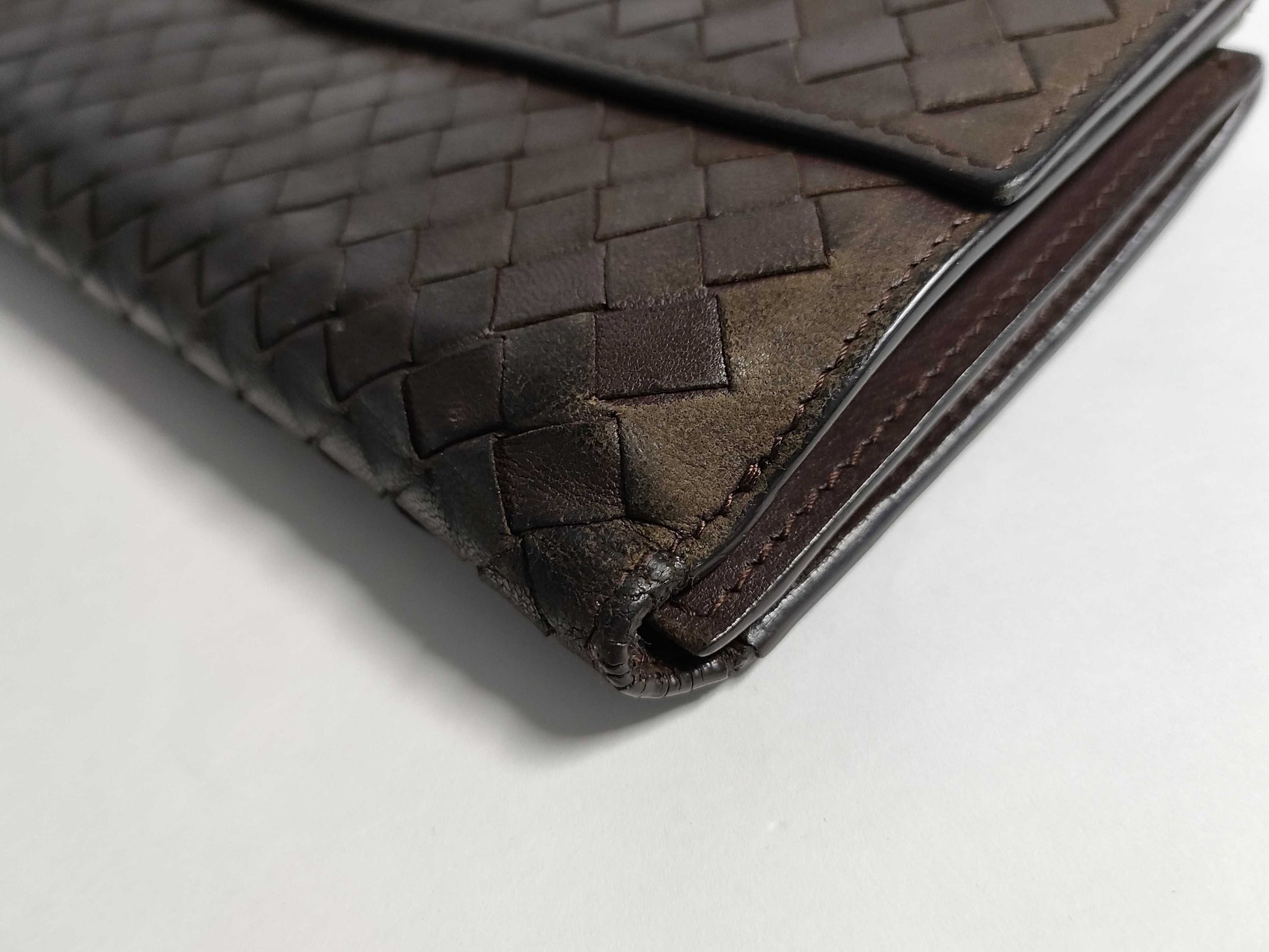 BOTTEGA VENETA Intrecciato Long Wallet in Brown Lambskin