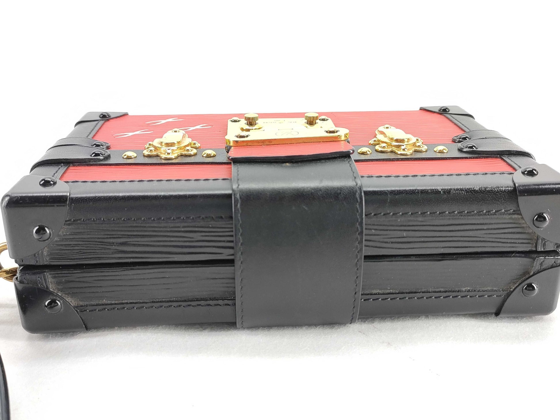 LOUIS VUITTON Epi Louis Vuitton Shoulder Bag