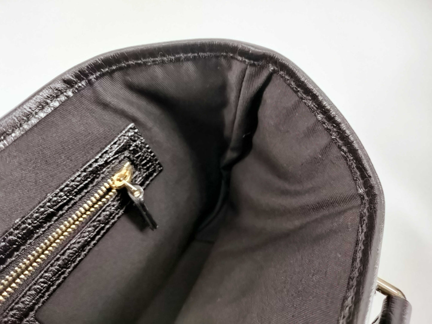 GUCCI GG Canvas Handbag Black