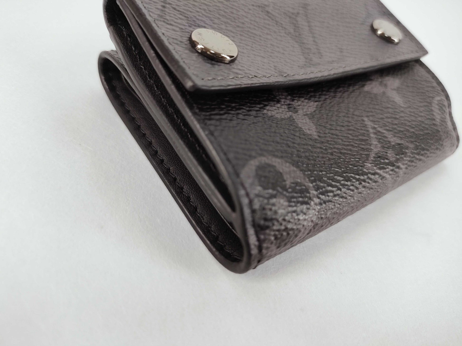 LOUIS VUITTON Monogram Eclipse Reverse Tri-fold Wallet