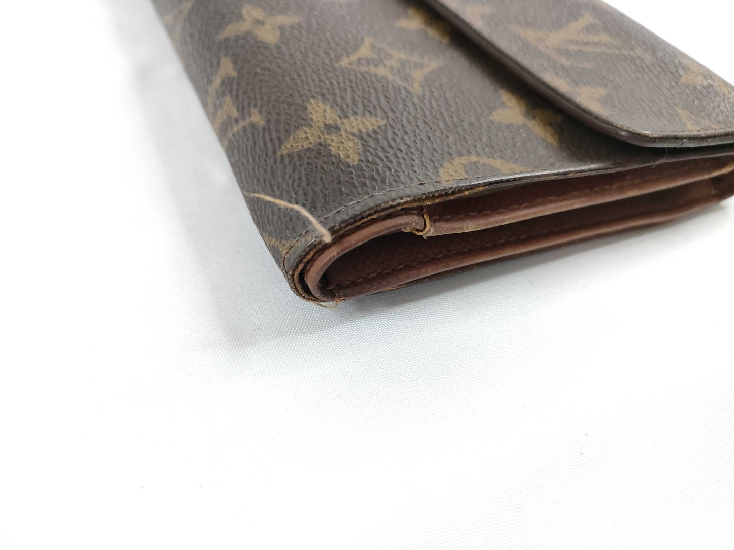 LOUIS VUITTON Monogram Louis Vuitton Monogram Wallet