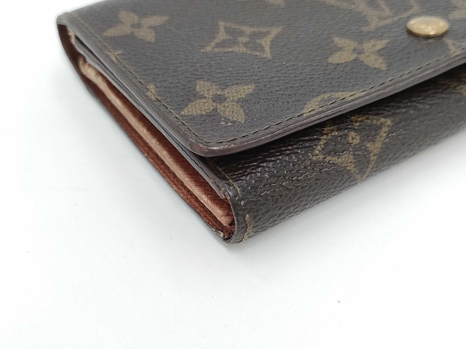 LOUIS VUITTON Monogram Louis Vuitton Monogram Wallet